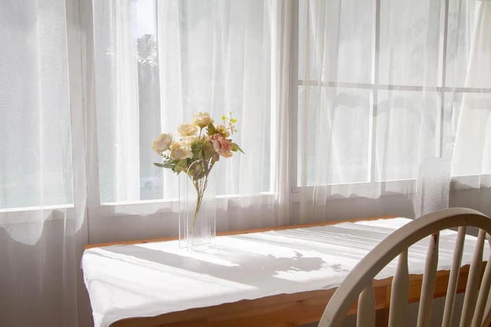 Decorative Floral Vase - Image 2